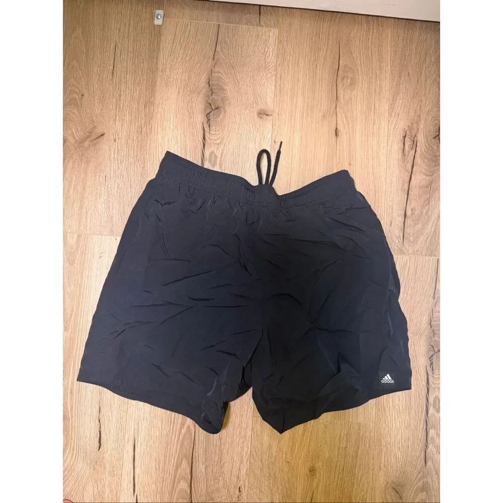 Black athletic women’s shorts size S/M adidas